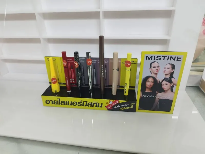 ชั้นโชว์สินค้าอะคริลิคสำหรับวางอายไลเนอร์พร้อมป้ายโฆษณา